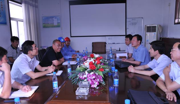 東營(yíng)市委常委、秘書(shū)長(zhǎng)李金昆率隊(duì)到集團(tuán)公司視察